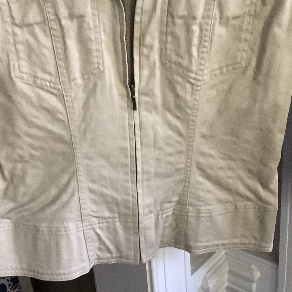 Geoffrey Beene Women's Light Tan Utility Jacket - Picture 5 of 10